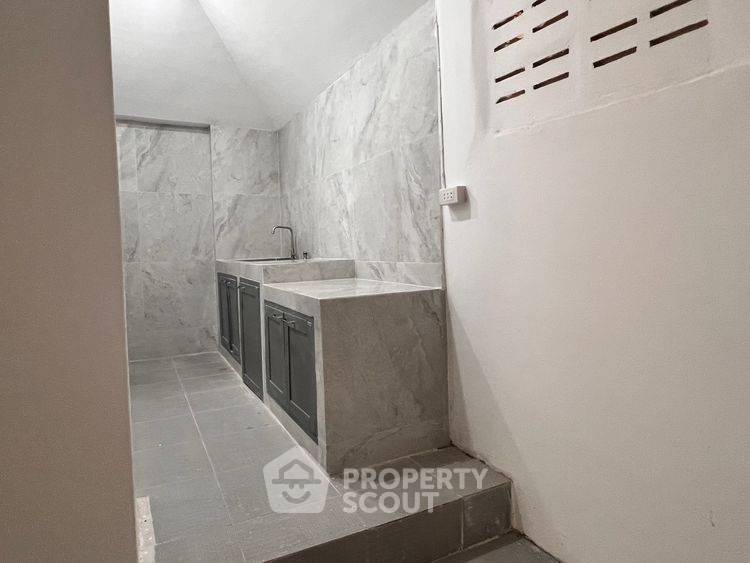 รูป บ้าน 3 ห้องนอน เลี้ยงสัตว์ได้ หมู่บ้านอักษรา ทำเลทวีวัฒนา (ID 3158354) - รูปที่ 8/14