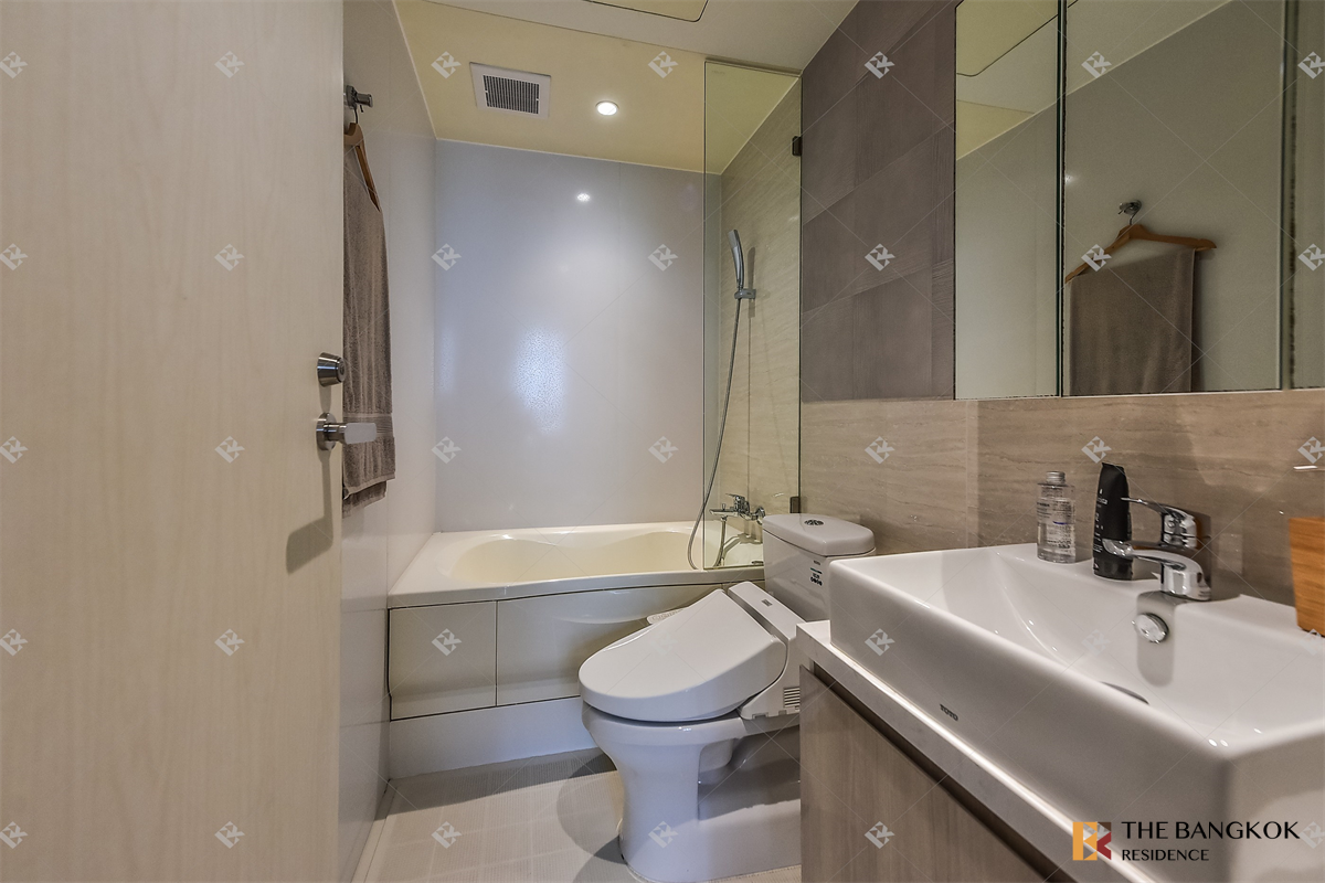 picture Runesu Thonglor 5 Easy Travel, Fully Utilized Space - 1/10