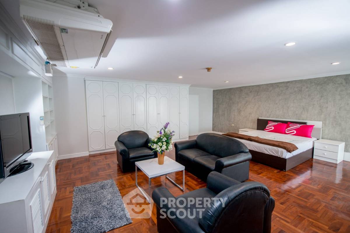 รูป คอนโดเลี้ยงสัตว์ได้ 3 ห้องนอน ขนาด 350 ตร.ม. Oriental Towers Condominium ใกล้ BTS เอกมัย (ID 3157143) - รูปที่ 27/29