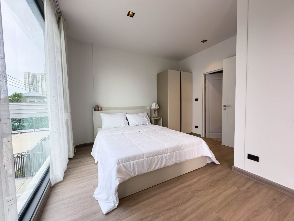 รูป 🏡 **ให้เช่าบ้านหรูใหม่แกะกล่อง! 89 Residence Ratchada – Rama 9** - รูปที่ 18/37