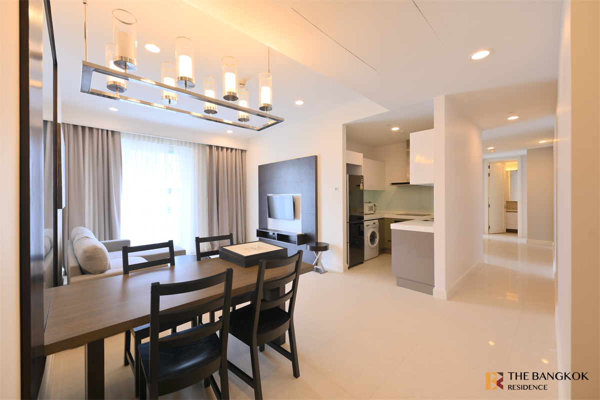 picture Q Langsuan near BTS Ratchadamri Comfortable and Ready to Move-in - 5/10