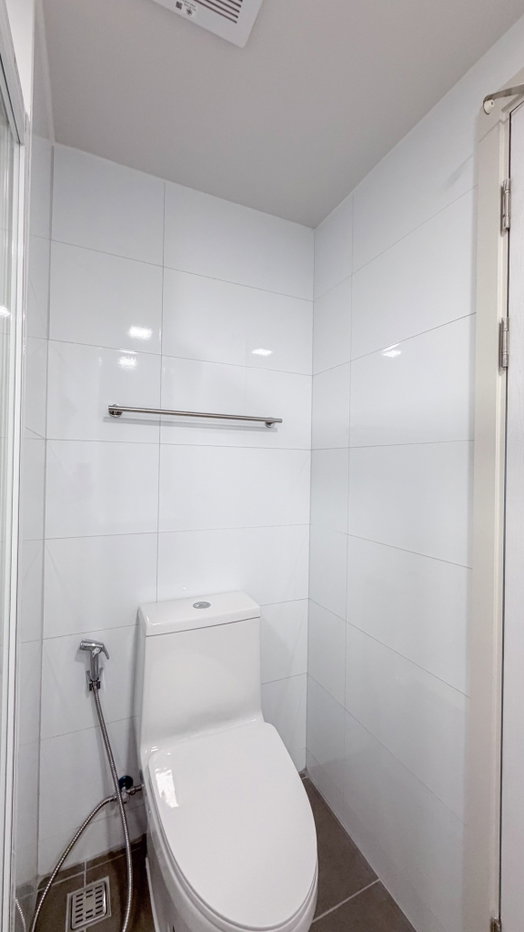 picture Atmoz Oasis On Nut (walking only 400 meters to MRT Srinuch) Beautiful, move-in ready unit.Line: Rangsima07 - 10/12