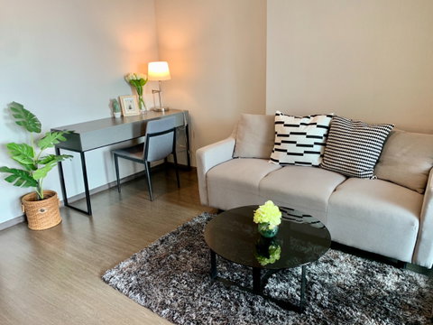 🏙️✨ FOR RENT: IDEO Sukhumvit 93 — HIGH-FLOOR MODERN LIVING NEAR BTS BANG CHAK! 💰 Rental Price: 15,000 THB/month | 📲 Line ID: @condobkk (with @)