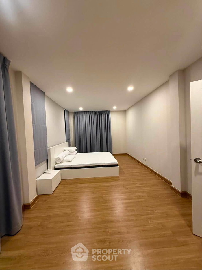 รูป บ้าน 4 ห้องนอน Centro Rama 9-Krungthep Kreetha ลาดกระบัง (ID 3156324) - รูปที่ 2/8