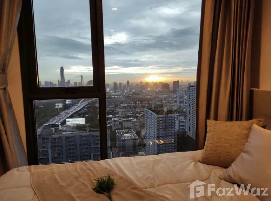 รูป คอนโดให้เช่า 2 ห้องนอน ในโครงการ ไลฟ์ อโศก พระราม 9 1376602 - รูปที่ 4/7