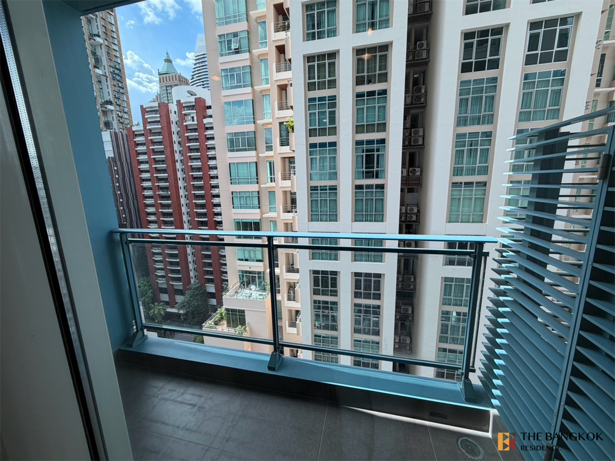picture Q Langsuan near BTS Ratchadamri Luxury Unit, Ready for You Without the Wait - 9/10