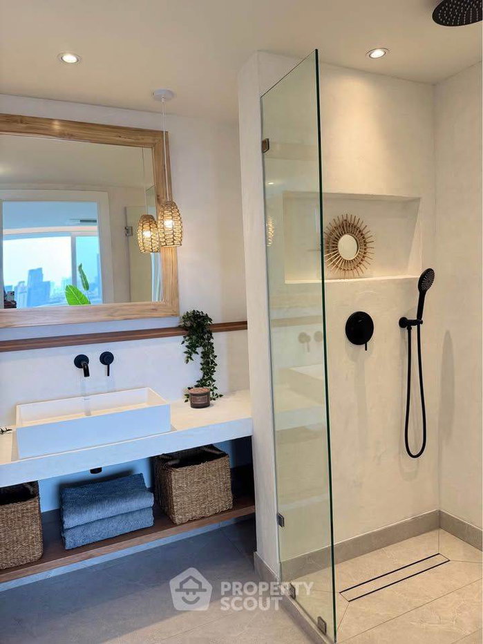 picture 3-BR Condo At D.S. Tower 2 Sukhumvit 39 Near MRT Sukhumvit (ID 3157438) - 16/36