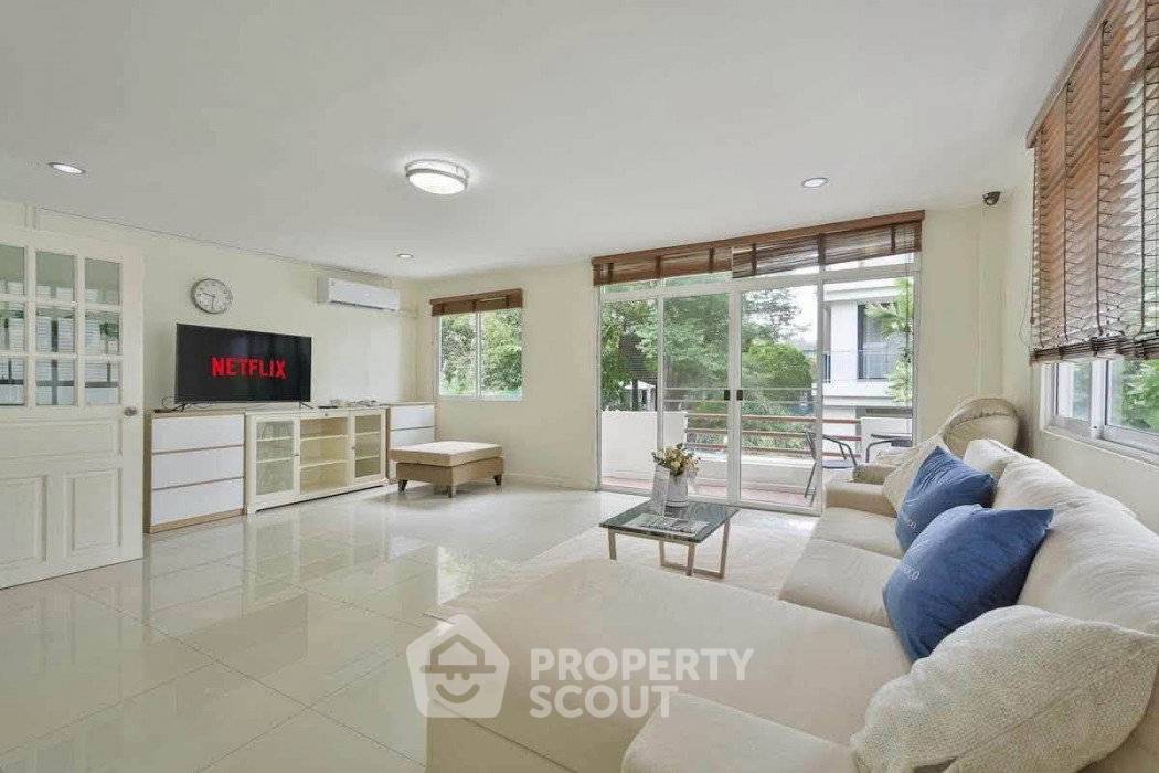 picture 400 Sqm 5-BR House In Phrom Phong Near MRT Sukhumvit (ID 3152558) - 3/11