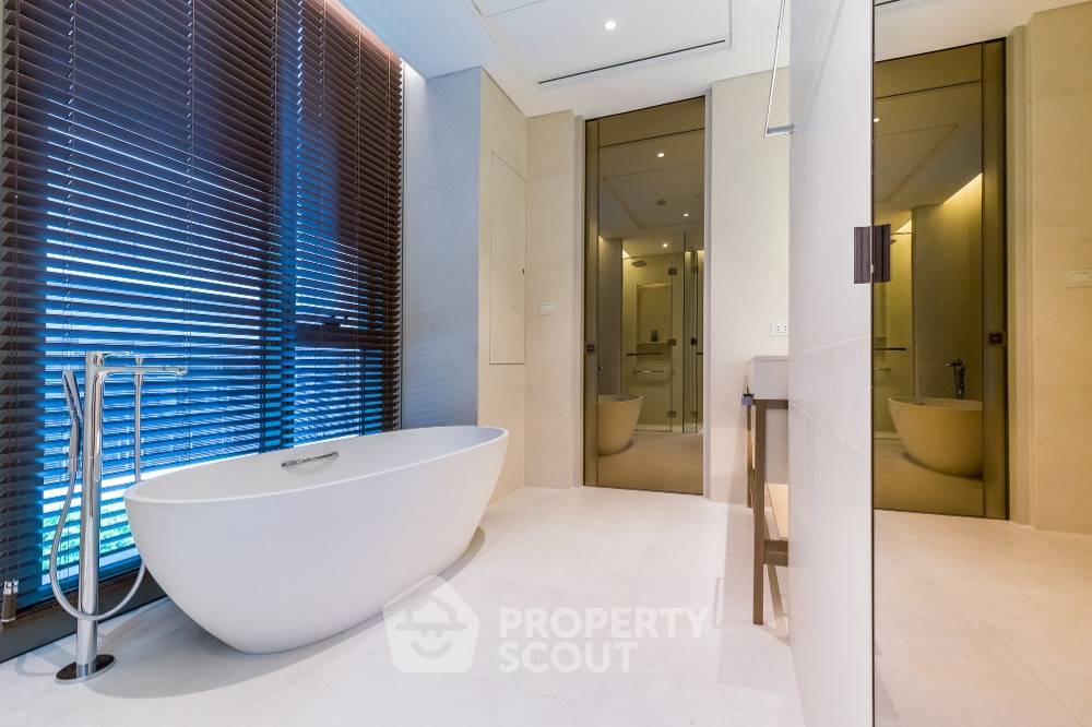 picture 2-BR 126 Sqm Condo At Baan Sindhorn, 400m to BTS Ratchadamri (ID 1864134) - 16/48