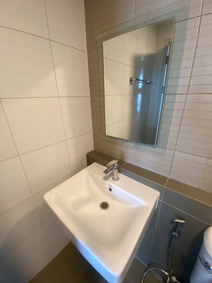 picture 🛋️ dcondo Hideaway Rangsit Campus, 8,000 THB/month, 3rd floor, Building B. Contact via Line @802dkhwu for a quick response and to schedule a viewing. - 9/9