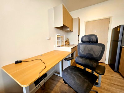 Condos for rent : The Ultimate WFH Setup! High Floor Condo with Ergonomic Chair 💻