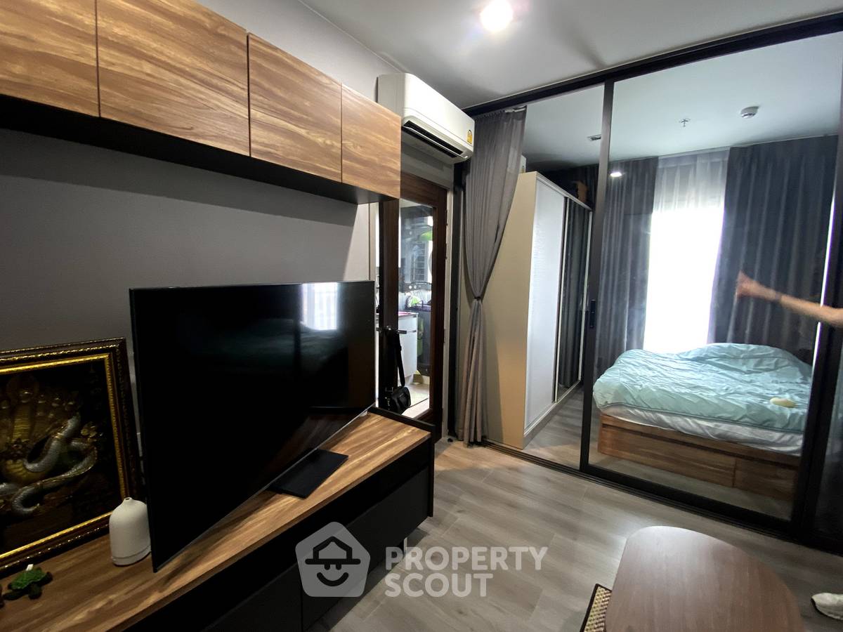 picture 17th-Floor 1-BR The Politan Aqua Near MRT Phra Nang Klao Bridge (ID 3157645) - 4/9