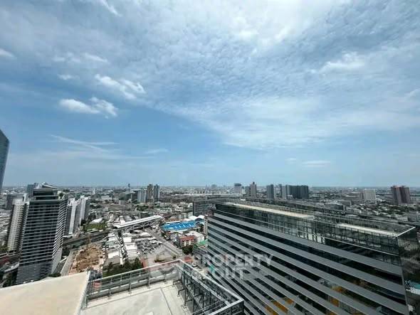 รูป คอนโด 2 ห้องนอน ชั้น 33 Skyrise Avenue Sukhumvit 64 ใกล้ BTS ปุณณวิถี (ID 3156796) - รูปที่ 3/9