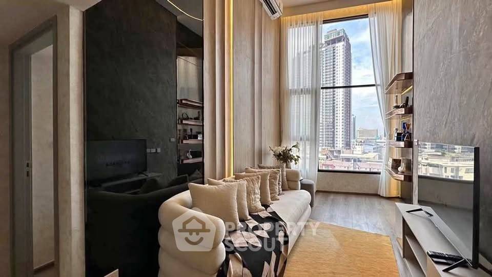 picture 200m To MRT Huai Khwang | 2-BR SOHO Bangkok Ratchada For Sale (ID 3159979) - 1/16
