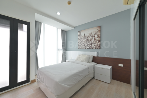 The Alcove Thonglor 10  Beautiful Room, Ready-to-move-in