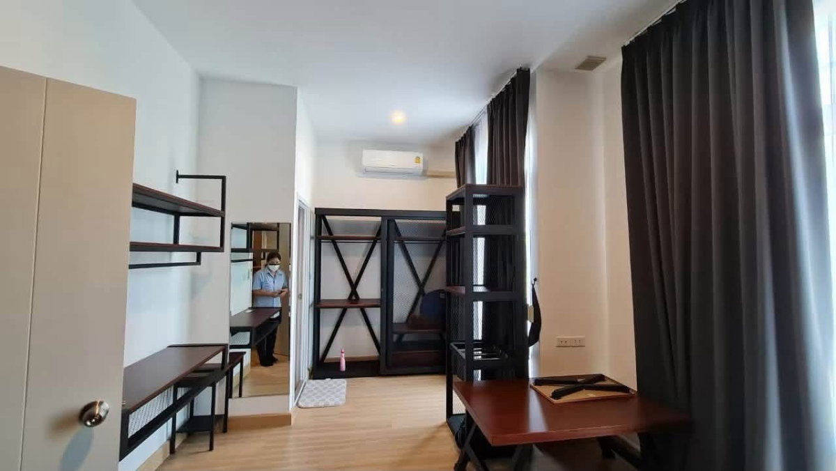 รูป 🏡 บ้านให้เช่า โครงการ Gusto ดอนเมือง – สรงประภา 4 ห้องนอน 3 ห้องน้ำ หลังใหญ่ ทำเลหน้าสวน บรรยากาศเงียบสงบ พร้อมเข้าอยู่  - รูปที่ 8/10