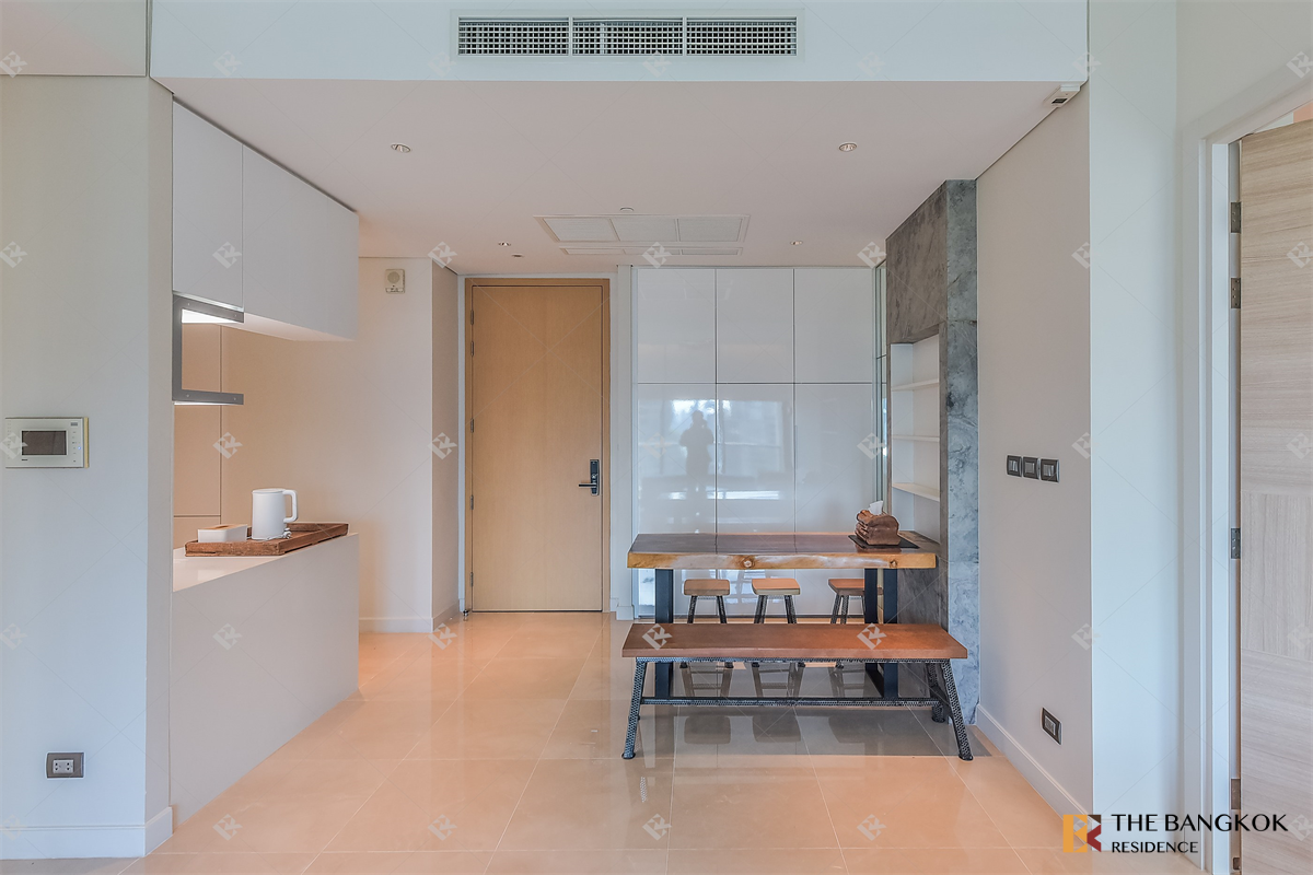 picture Sindhorn Residence - 7/10