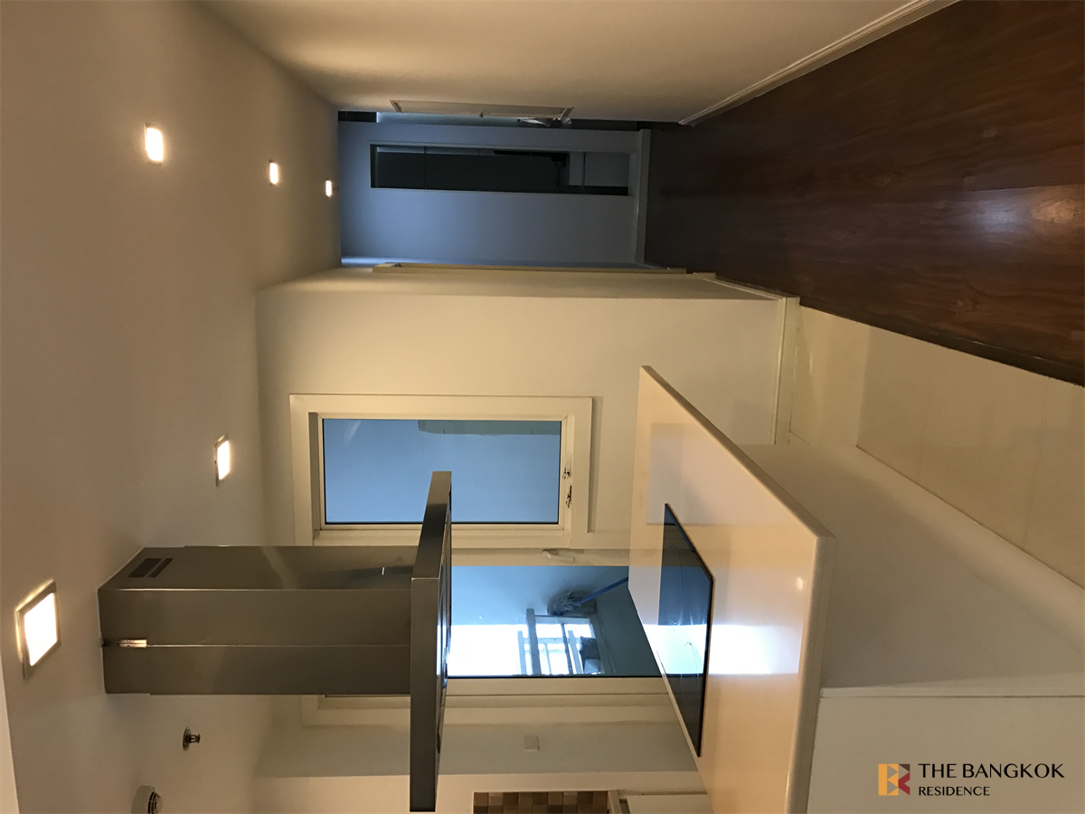 picture Siri Residence Luxury Condo Ready to Move-in at the Best Location near BTS Phrom Phong - 8/10