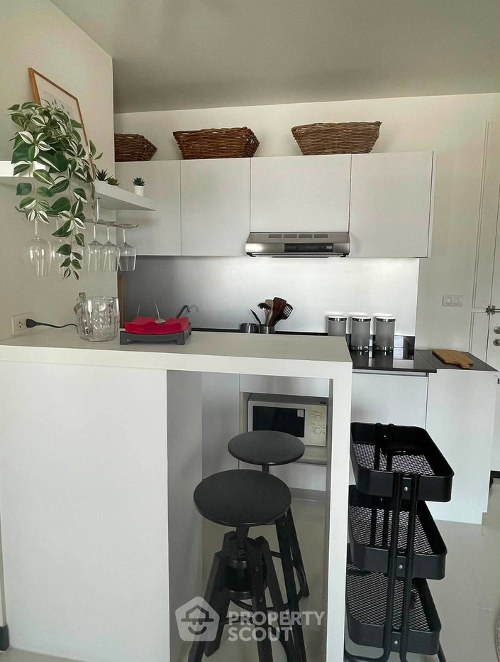 picture 1-BR Voque Sukhumvit 16 Condominium Near MRT Queen Sirikit (ID 3159335) - 7/14