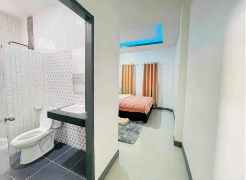 picture Modern detached house with beautiful design and a great location in Nong Bon Daeng, Ban Bueng, Chonburi. - 5/10