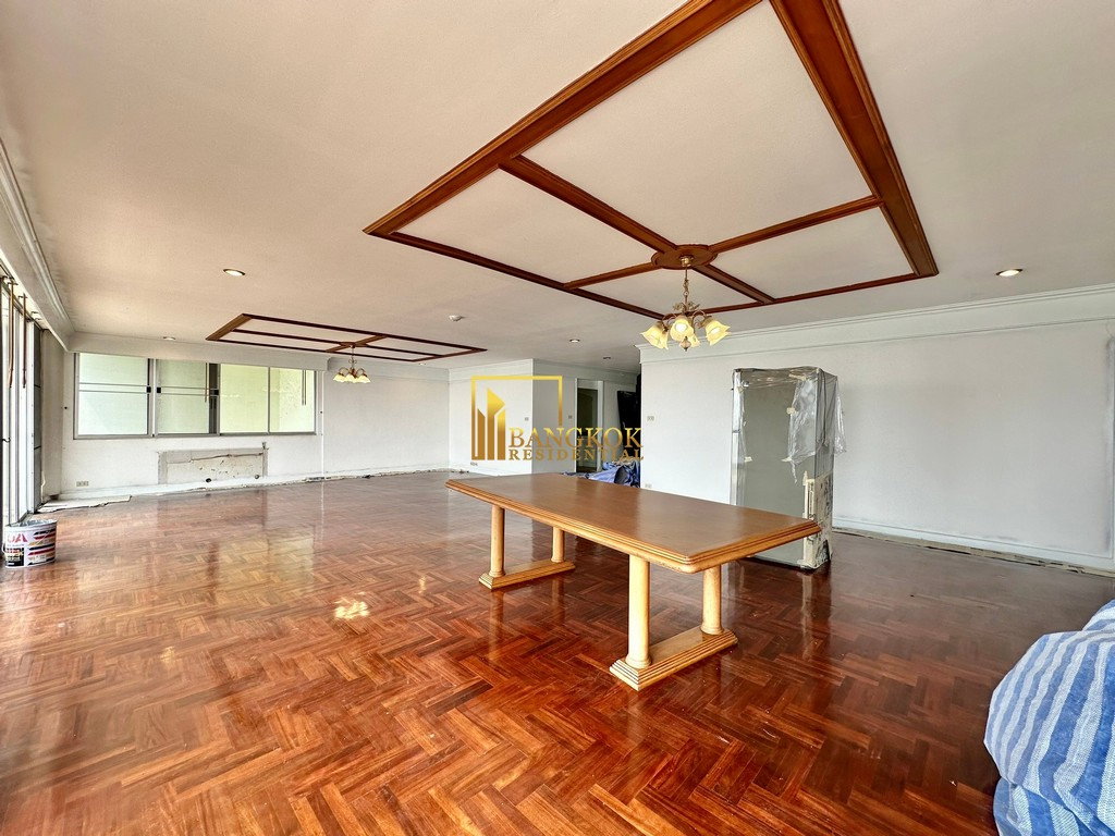 รูป Enormous 5 Bedroom Penthouse With Private Terrace in Ekkamai - BR21093AP - รูปที่ 12/54