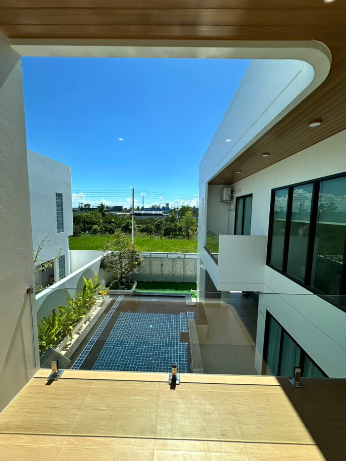 รูป 🏡✨ ขาย Pool Villa 2 ชั้น พร้อมสระว่ายน้ำส่วนตัว ฟังก์ชันระดับพรีเมียม ใกล้โรงเรียนนานาชาติ ✨🏡  C7MG100949 - รูปที่ 10/13