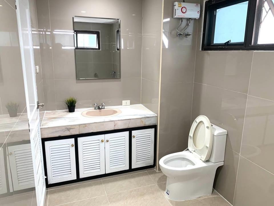 picture For rent 3 bedroom near Emquartier great price - 5/12
