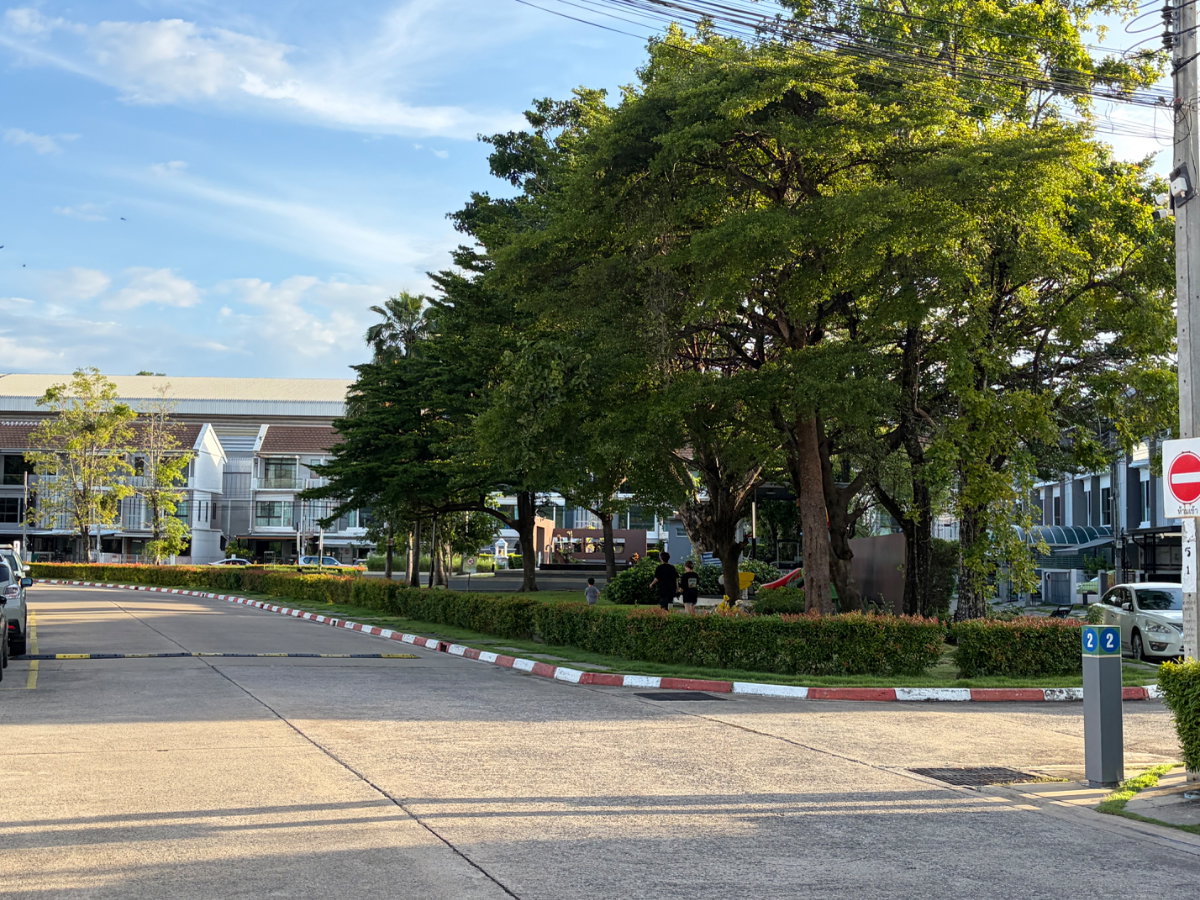 รูป ขายทาวน์โฮม 3 ชั้น Land & Houses โครงการบ้านใหม่ พระราม 2 – พุทธบูชา 36 (โครงการ 2) - รูปที่ 27/32