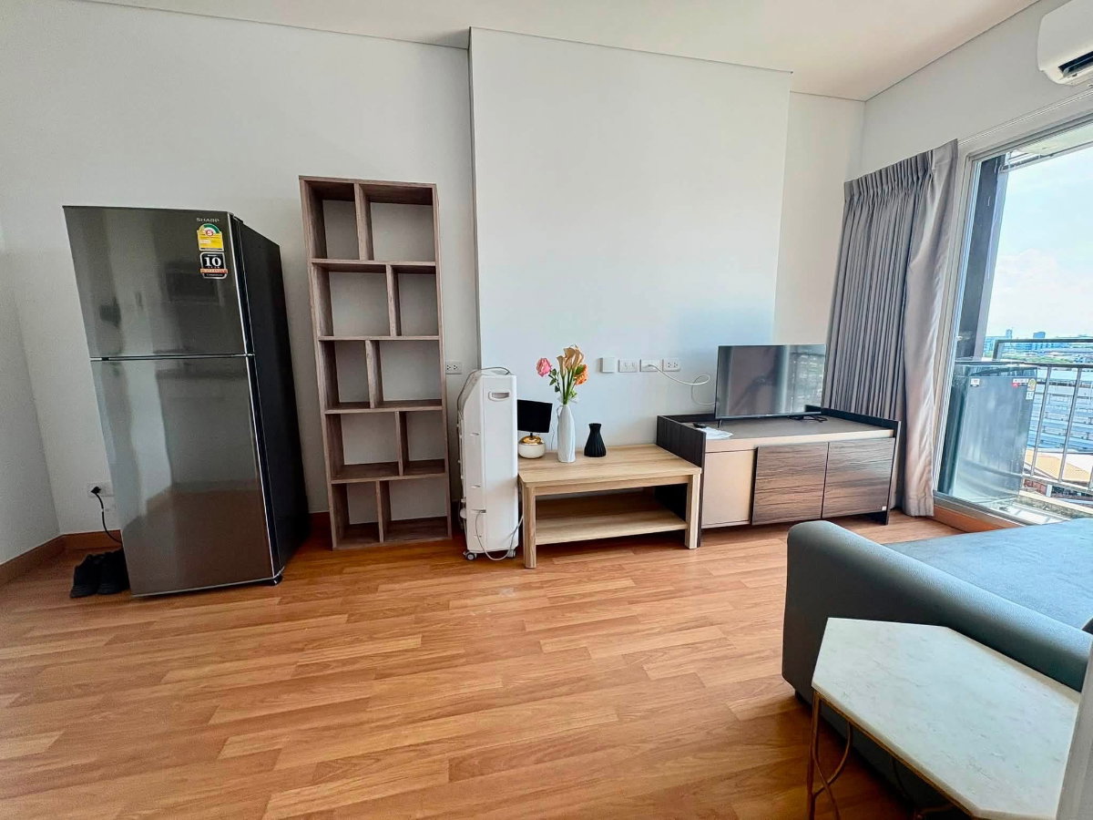 picture Lumpini place Ratchada - Sathu 28 sq m. 1 bed fully furnished 12,500 baht - 5/9