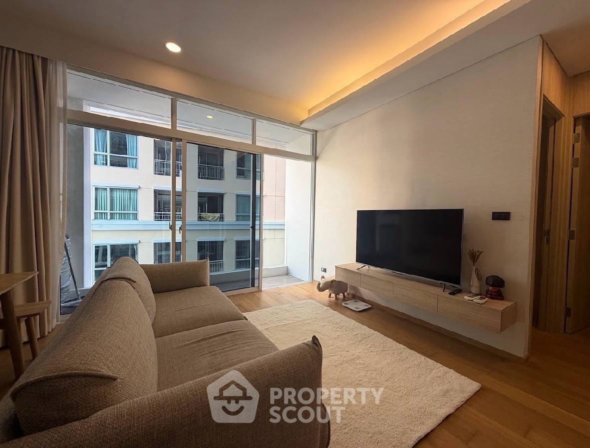 picture Well-Located 2-BR Condo At Siamese Exclusive 42, 300m to BTS Ekkamai (ID 2989853) - 2/13