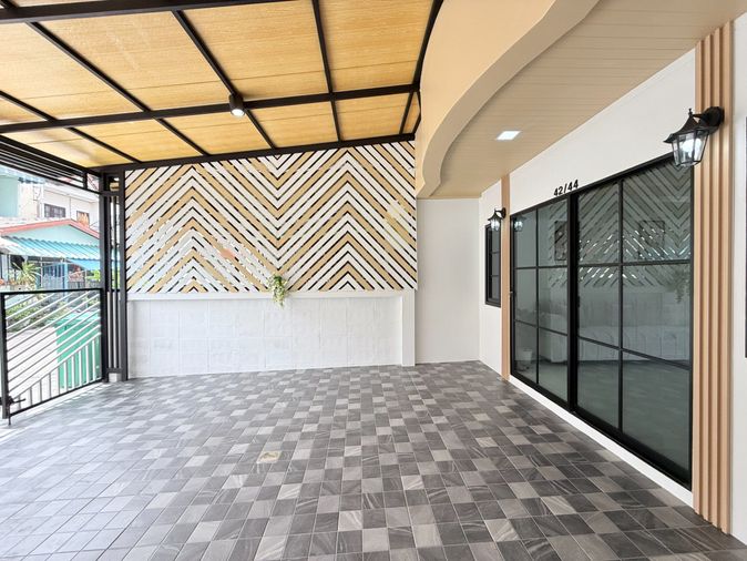 2-bed townhouse for sale, 80 sqm, 20 sq wah, Kittichai Villa 3