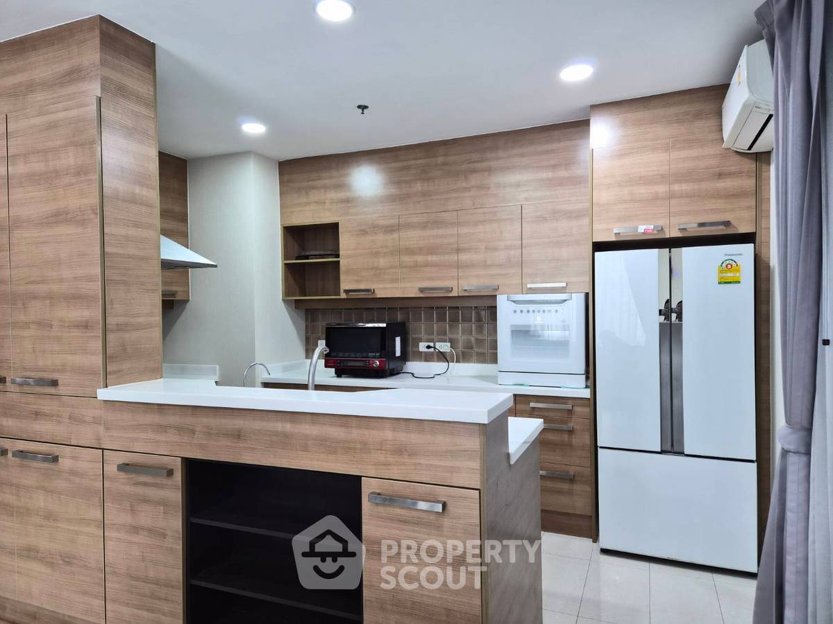 รูป คอนโด 2 ห้องนอน 110 ตร.ม. ที่ Villa Sikhara Condominium ย่านพร้อมพงษ์ (ID 3161519) - รูปที่ 9/13