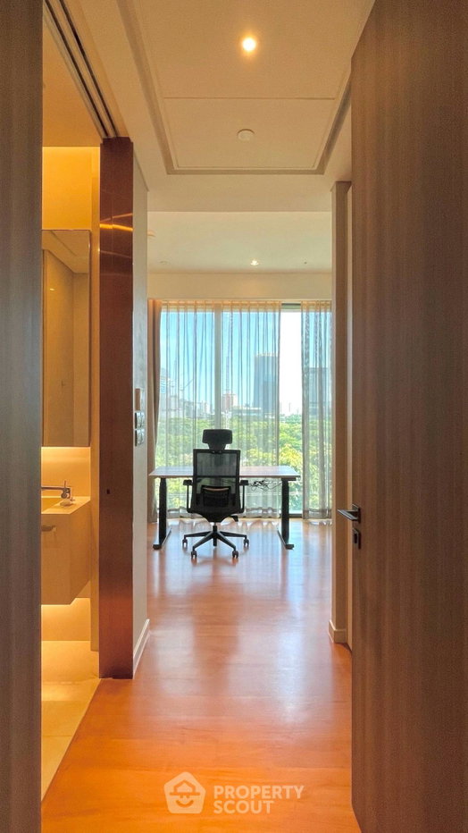 picture Spacious 2-BR 106 Sqm At Sindhorn Tonson Near BTS Ratchadamri (ID 3155956) - 5/12