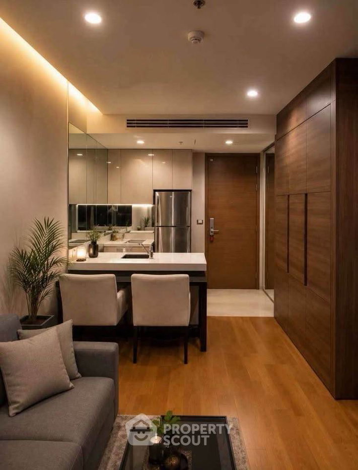 picture 200m From BTS Saint Louis: 25th-Floor 1-BR At The Address Sathorn (ID 3161037) - 2/9