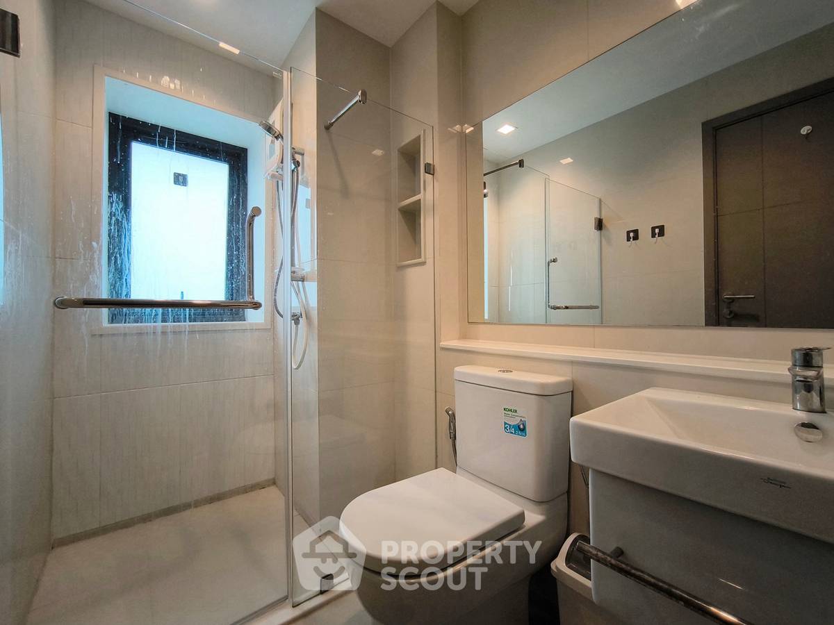 รูป คอนโด 2 ห้องนอน ชั้น 17 Life Asoke - Rama 9 ใกล้ MRT พระราม 9 (ID 3159085) - รูปที่ 10/12
