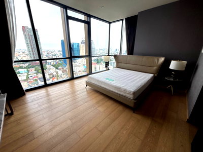Condos for rent : For Rent: The Monument Thonglor, 140,000 THB [MKr260809]