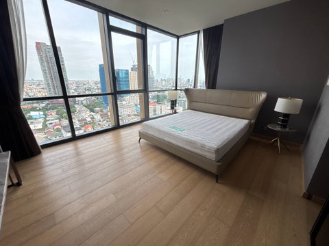 ให้เช่า The Monument Thonglor ราคา 140,000 บาท [MKr260809]
