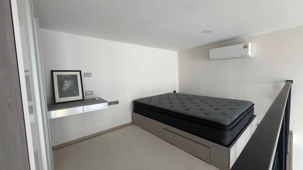 picture 🍀 For Rent Origin Plug & Play Sirindhorn Station 🍀 Add Line ID: @zcondo (with@) 🔥 C6051 - 4/9