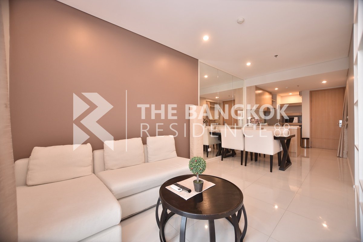 picture Villa Asoke near MRT Phetchaburi Station Unit Priced Below Market - 4/10