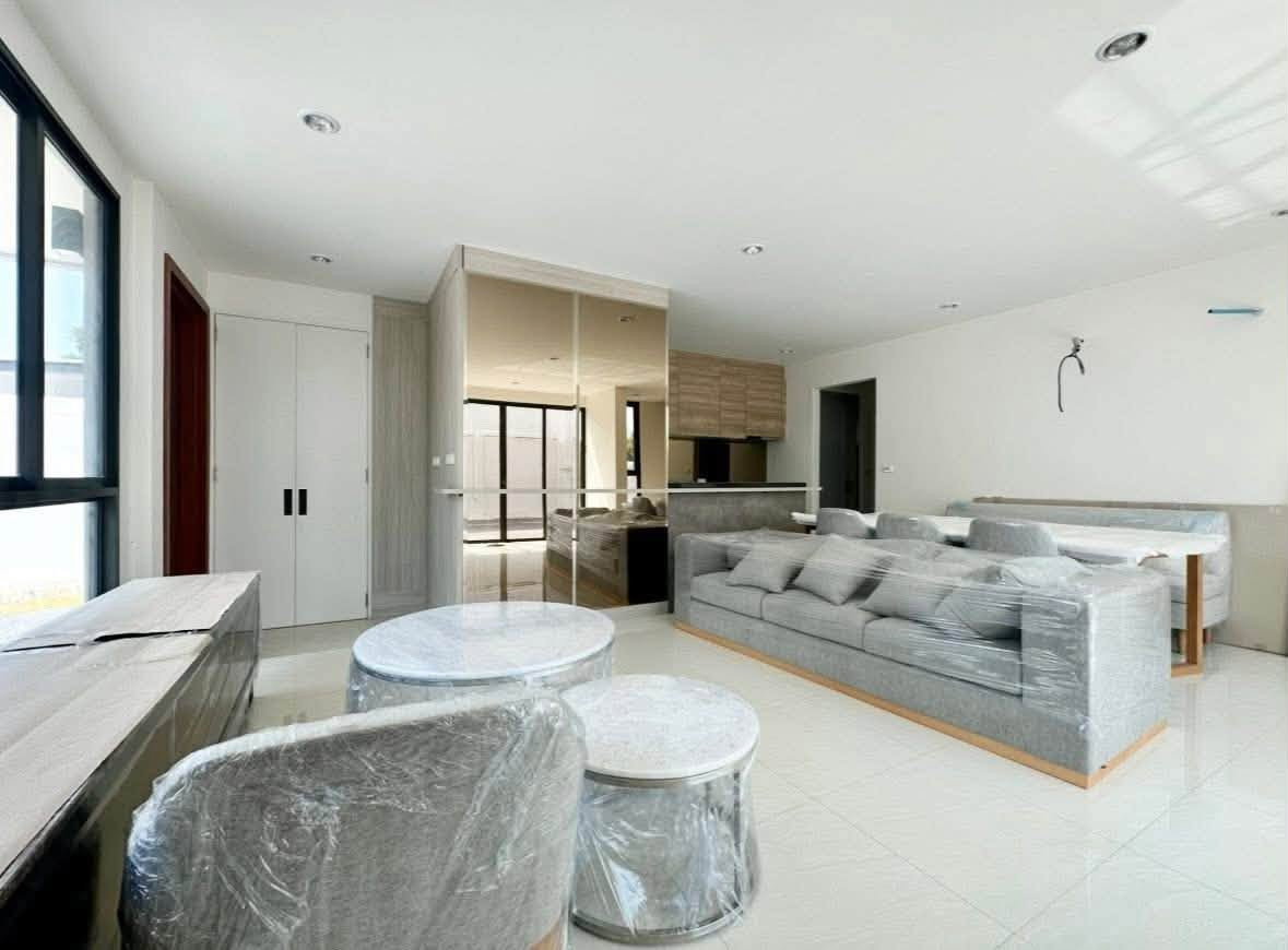 รูป P0831/[ขายอย่างเดียว] บ้านเดี่ยวหรู 3 ชั้น เอคิว อาร์เบอร์ สวนหลวง ร.9 – พัฒนาการ (AQ Arbor Suanluang Rama 9 - รูปที่ 6/16