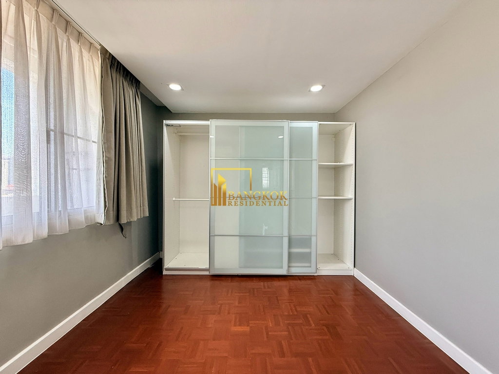 picture DS Tower 2 | Renovated 3 Bedroom Condo in Phrom Phong - BR19282CD - 18/38
