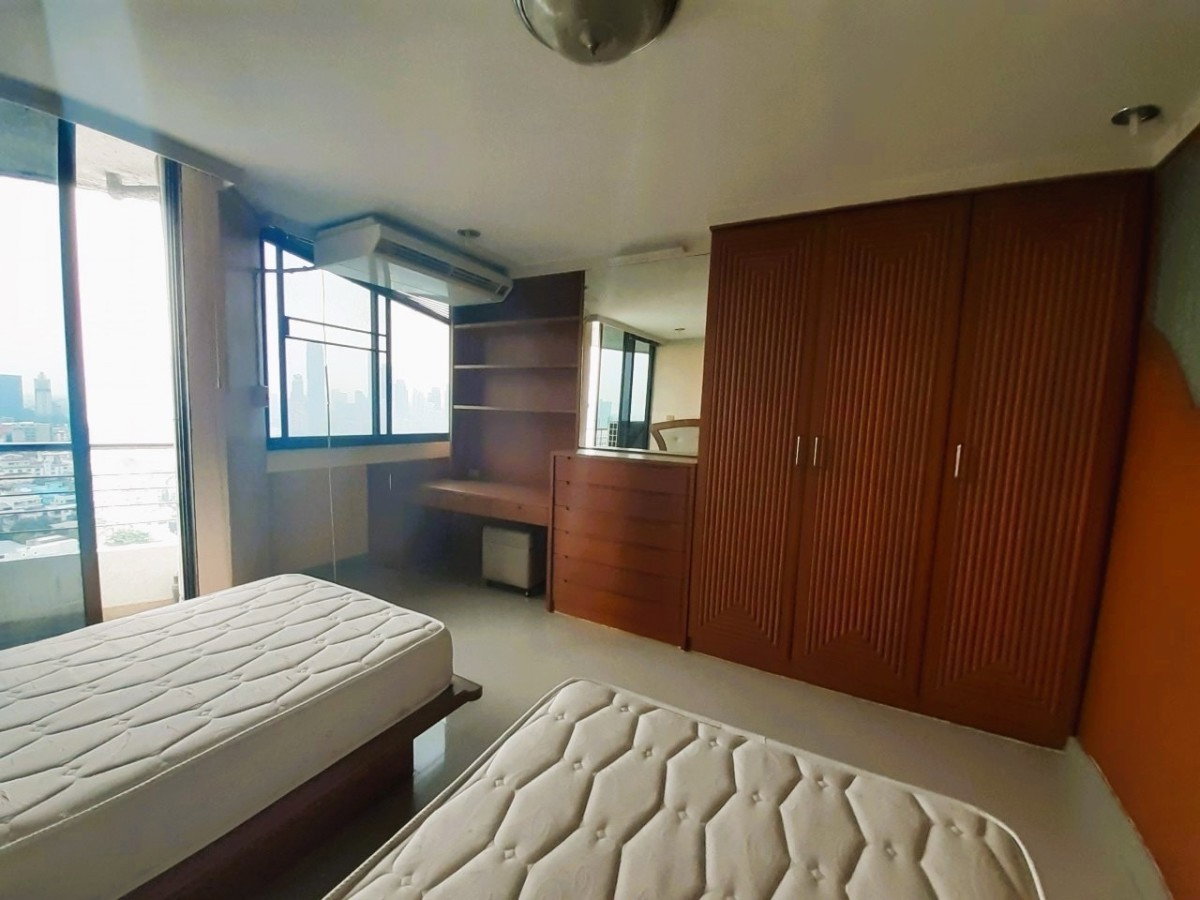 picture Supalai Place Sukhumvit 39 | ðNear BTS Phrom Phong #2025100612217 - 5/11