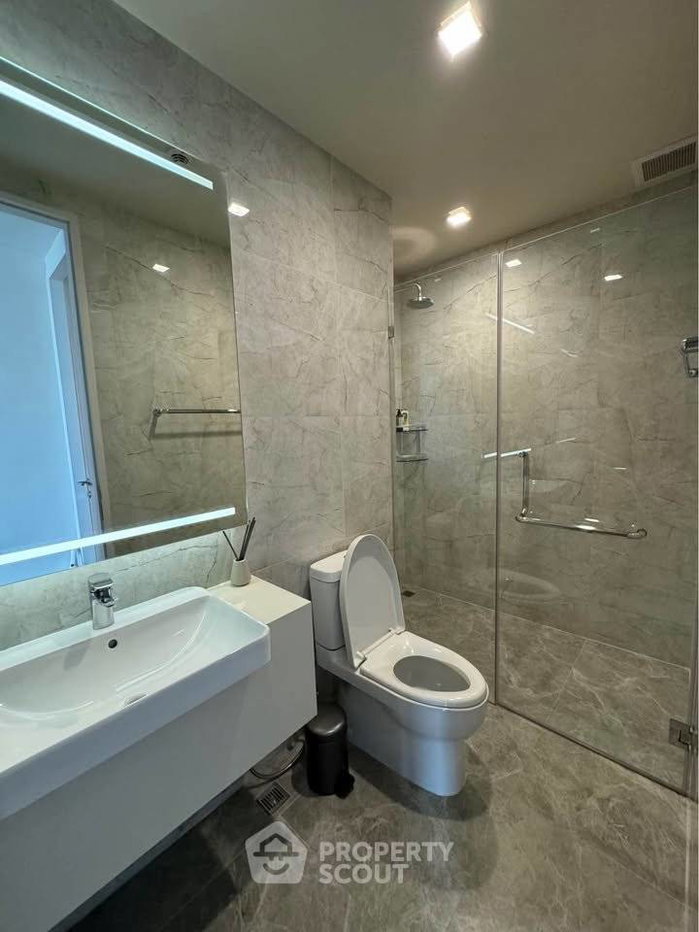 รูป คอนโด 2 ห้องนอน ชั้น 17 Noble Around Sukhumvit 33 ใกล้ BTS พร้อมพงษ์ (ID 3160333) - รูปที่ 5/9