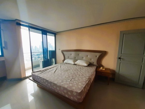 Supalai Place Sukhumvit 39 | ðNear BTS Phrom Phong #2025100612217