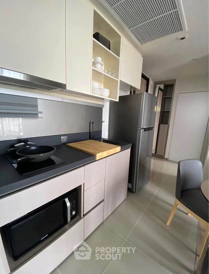 รูป ชั้น 32 ห้องนอน 2 ห้อง Oka Haus Sukhumvit 36 รถไฟฟ้า BTS ทองหล่อ (ID 3159360) - รูปที่ 4/5