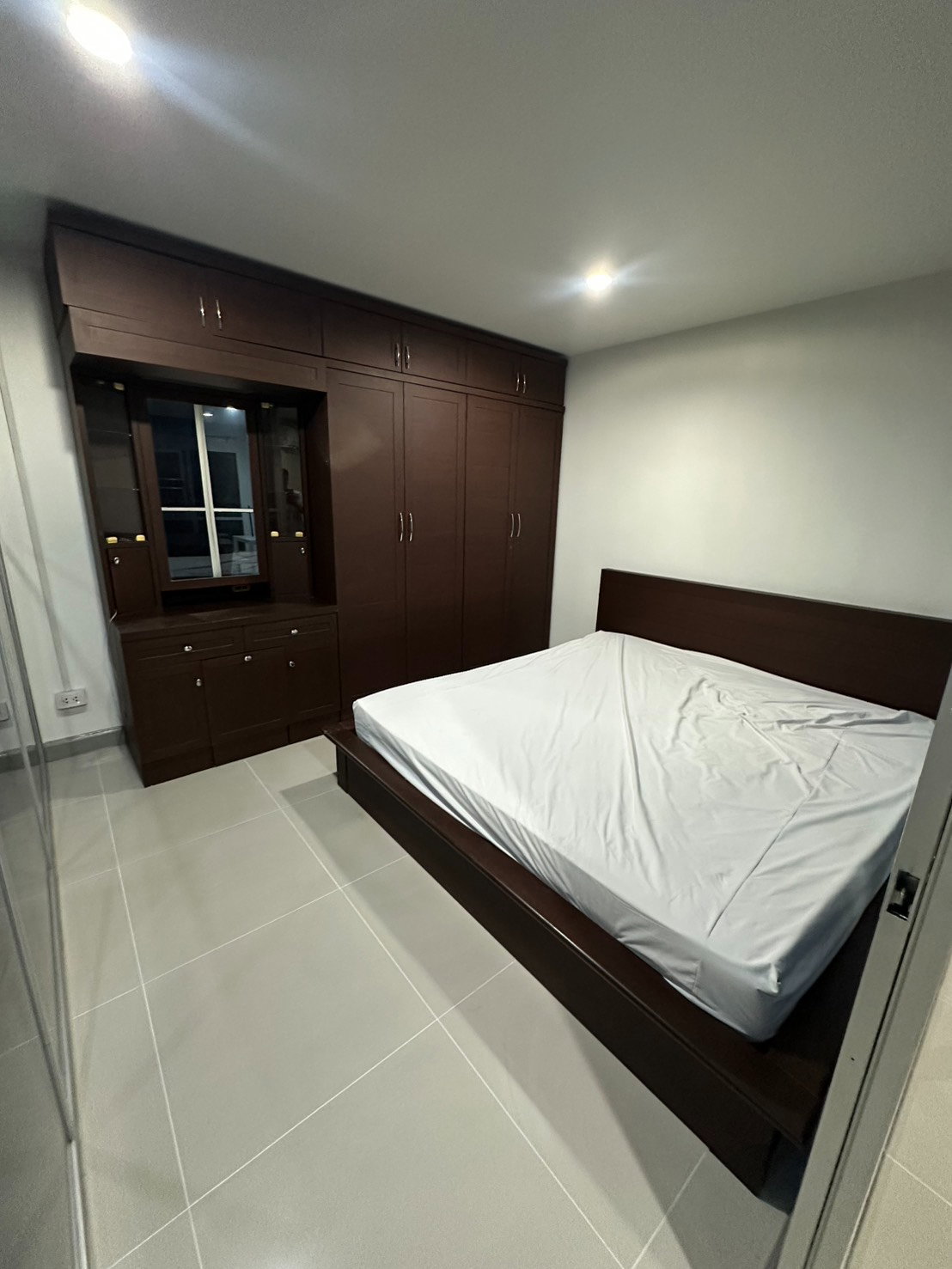 AS2270 ให้เช่าคอนโด Regent Home 7 บางนา ห้องสวย พร้อมเครื่องใช้ไฟฟ้า เฟอร์นิเจอร์ครบ
