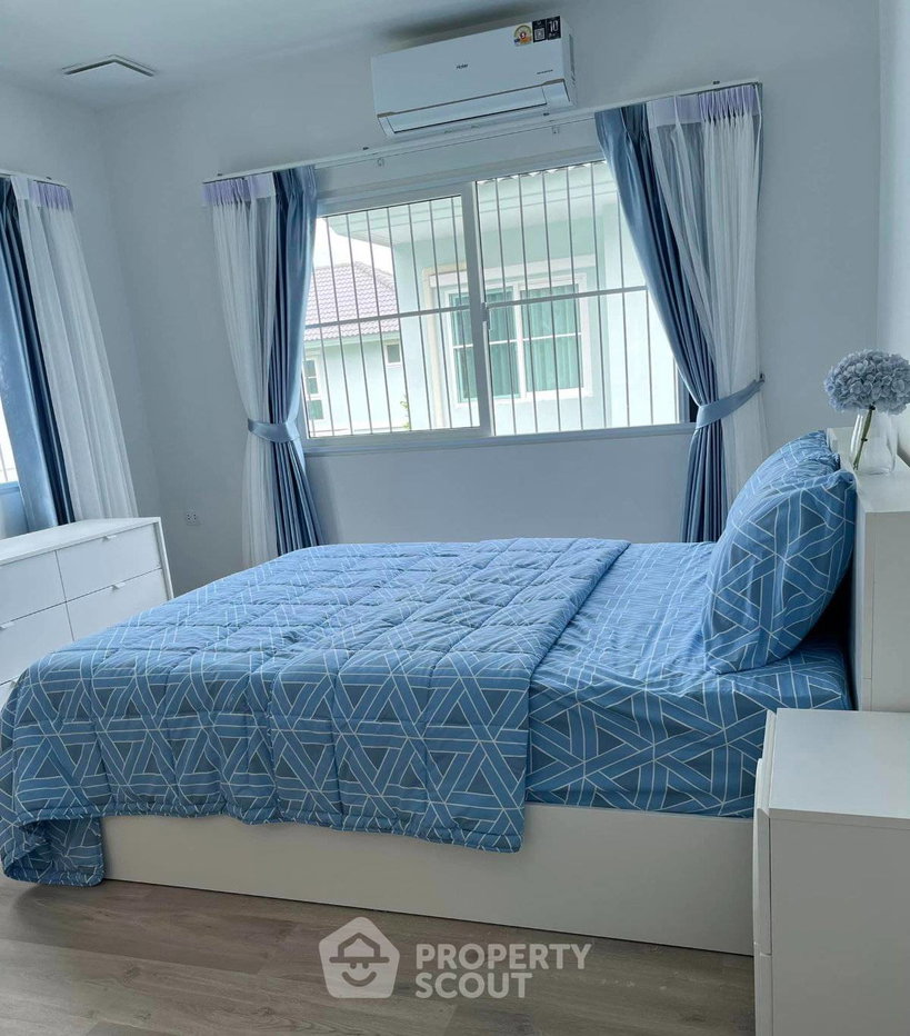 picture 3-BR House At Villaggio 2 Srinakarin-Bangna, Bang Phli (ID 3156319) - 5/8