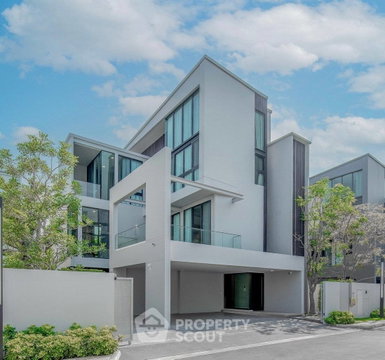 Spacious 4-BR 421 Sqm House At Vive Krungthep Kreetha (ID 3156318)