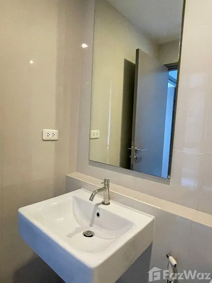 picture The Base Central Pattaya 6652209 - 7/8