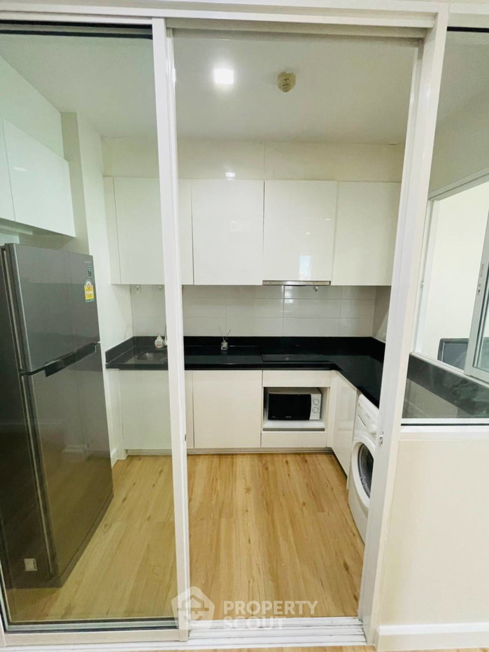 picture 3-BR Condo At The Bloom Sukhumvit 71 Near BTS Phra Khanong (ID 3161512) - 8/19